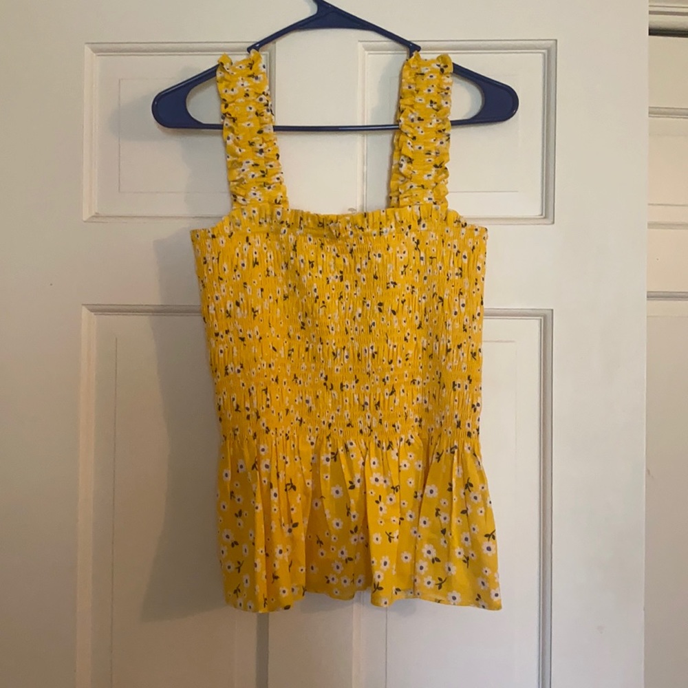 Cute yellow with white flowers ruched top
